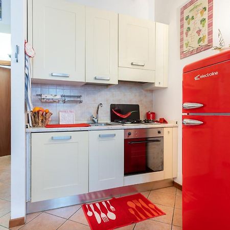 Parma Historic Center Apartment 7Min From Duomo Buitenkant foto