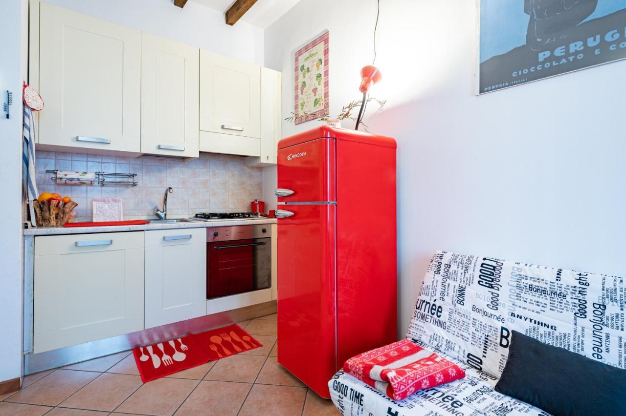 Parma Historic Center Apartment 7Min From Duomo Buitenkant foto